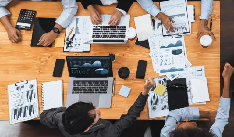 إدارة العملاء CRM